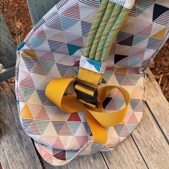 Kavu Women's Rope Sling Triangular Pattern Backpack - Multicolor - Picture 9 of 13